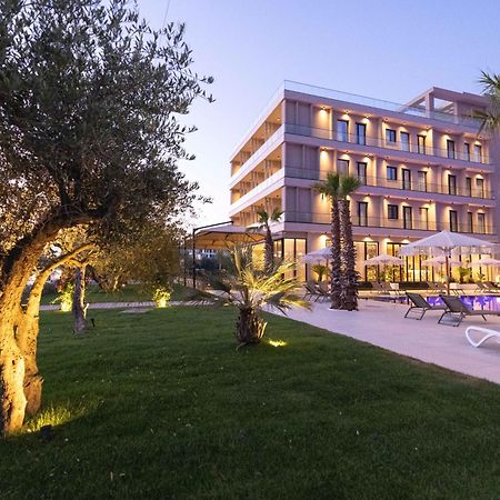 Tris3 Hotel Radhimë 外观 照片