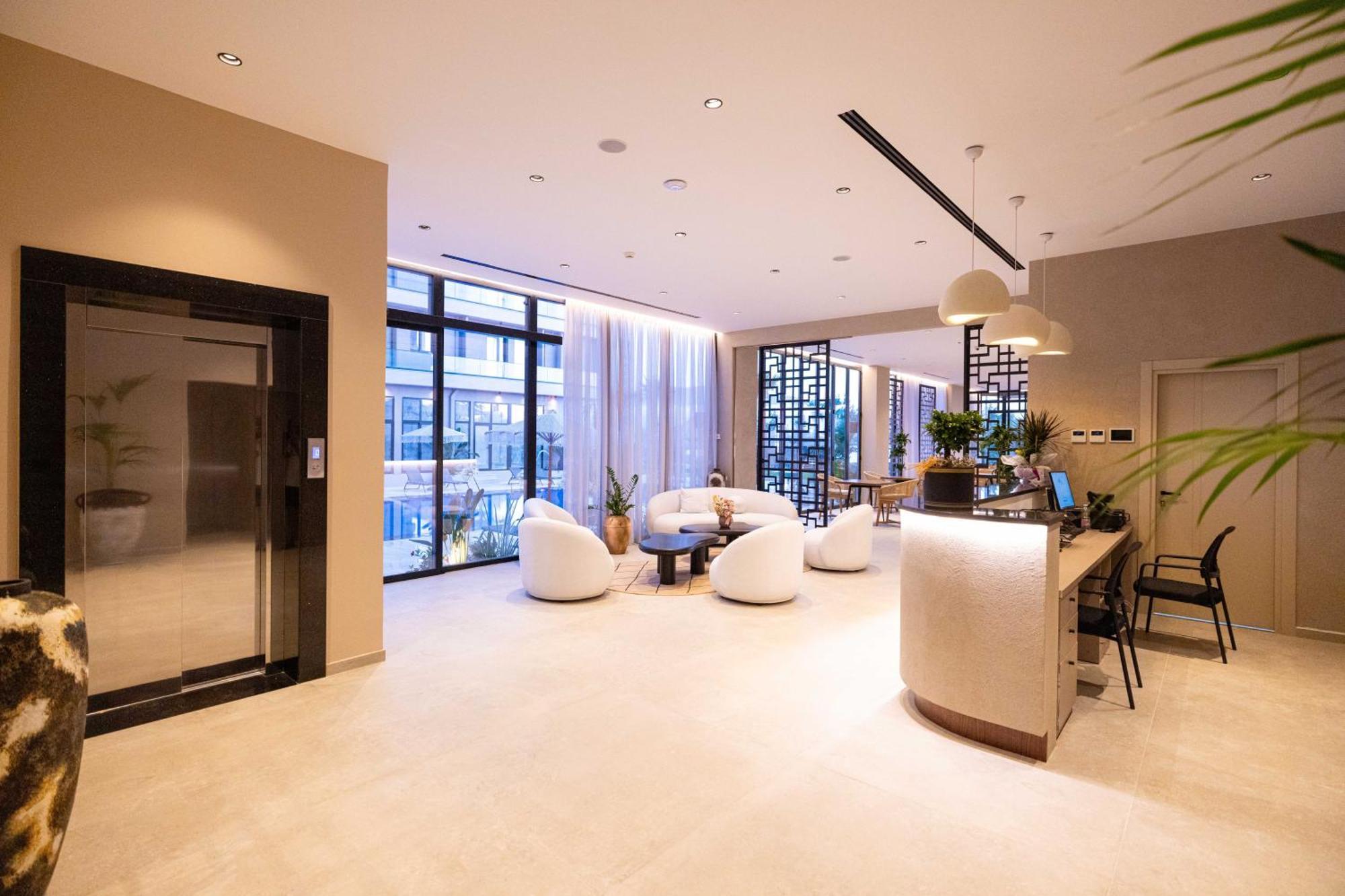 Tris3 Hotel Radhimë 外观 照片