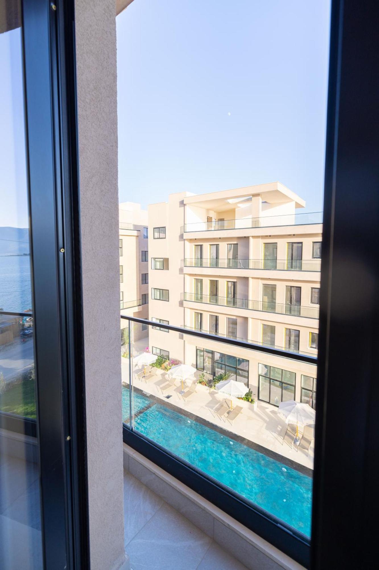 Tris3 Hotel Radhimë 外观 照片